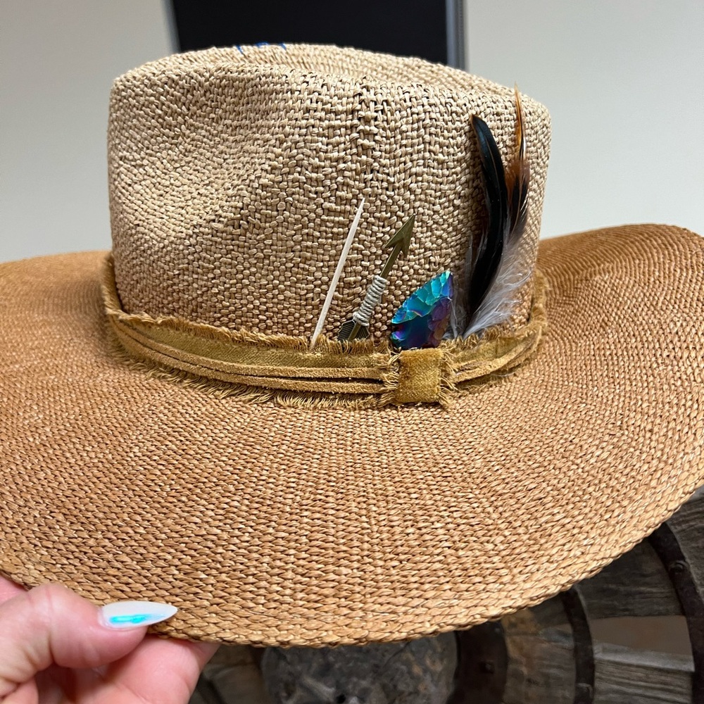ISO Universal thread ombre hat from target last season